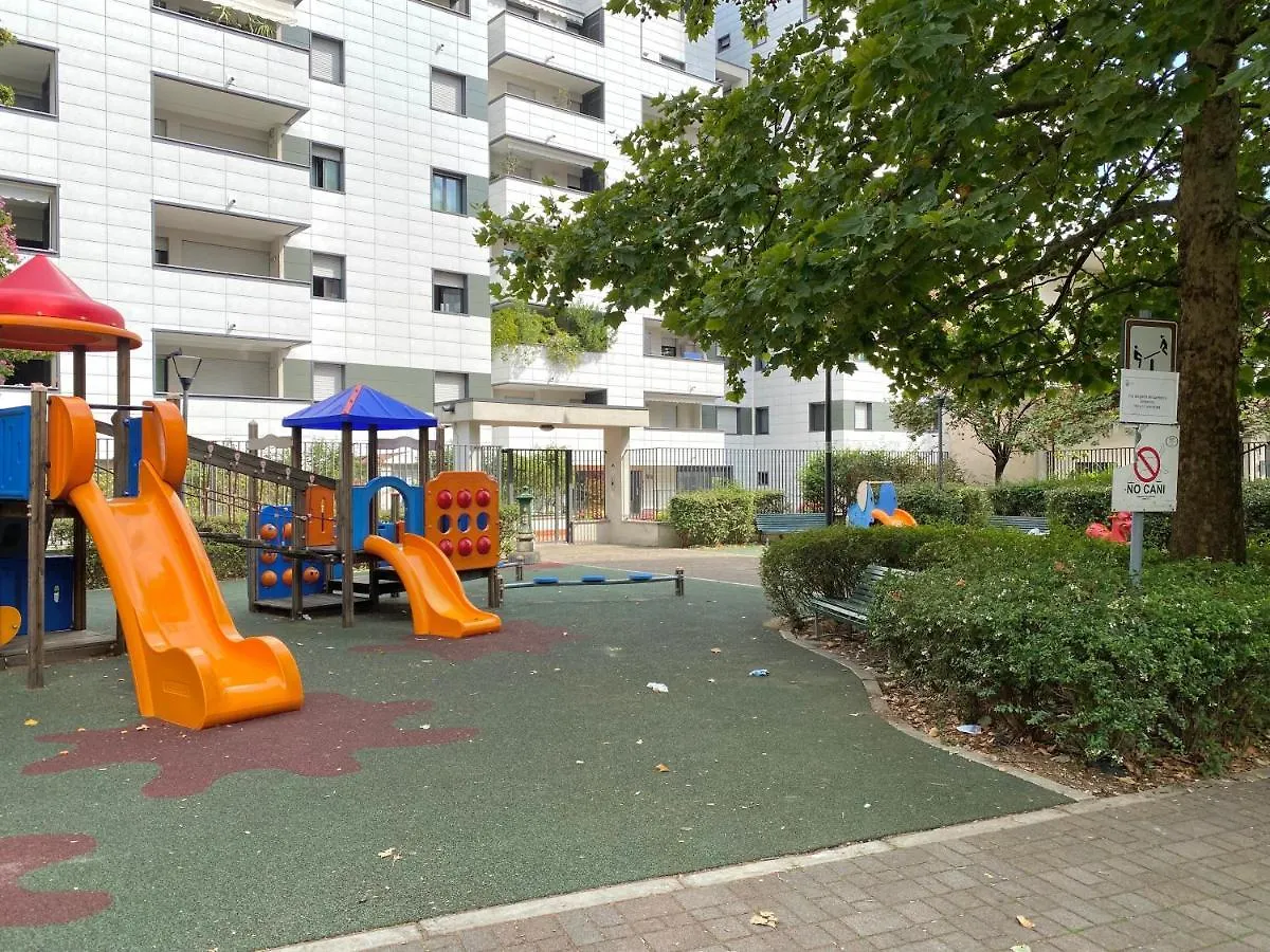 Appartamento con giardino max 6 persone sulla mm3 gialla Milano
