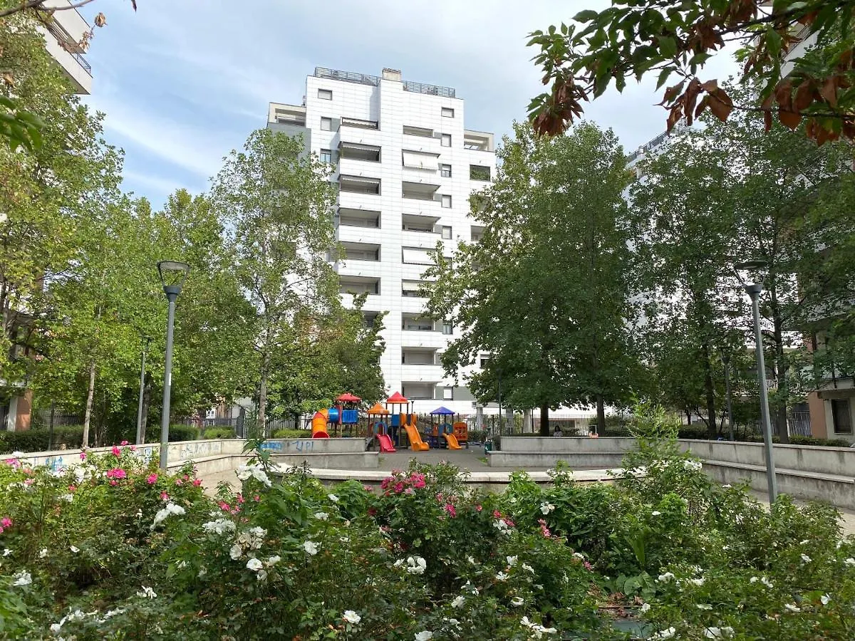 Appartamento con giardino max 6 persone sulla mm3 gialla Milano