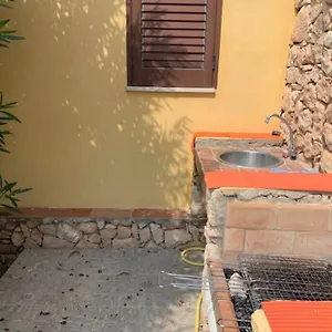 Maveda, Un Dammuso Immerso Nel Verde , LMP Italia
