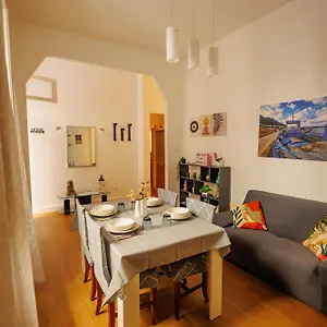 Attracco , Trapani Italia